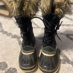 Sorel Boots, size 6.5